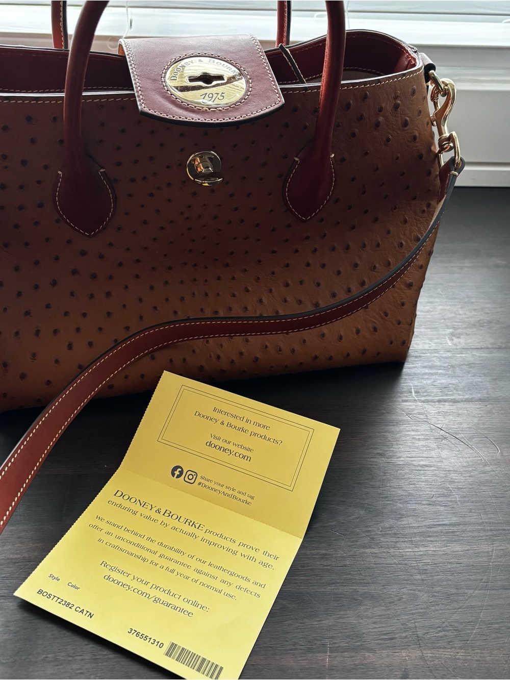 Dooney & Bourke Tan Ostrich-Embossed Leather handbag like NEW - Picture 5 of 6